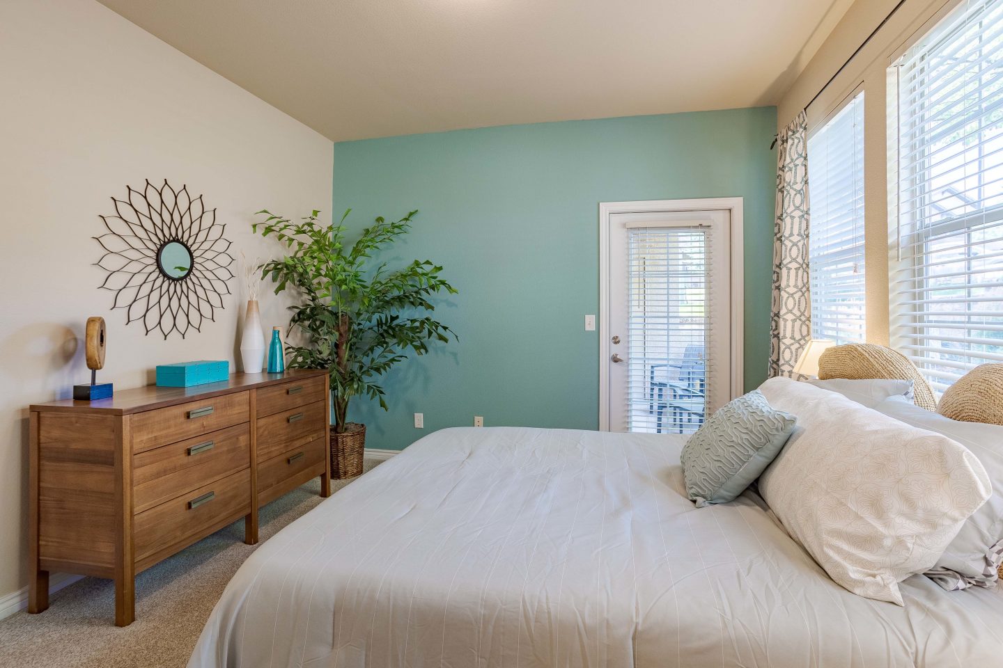 Resort at University Park Apartment Homes Image 11