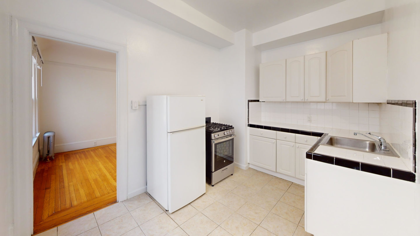 535 Leavenworth Street Image 11
