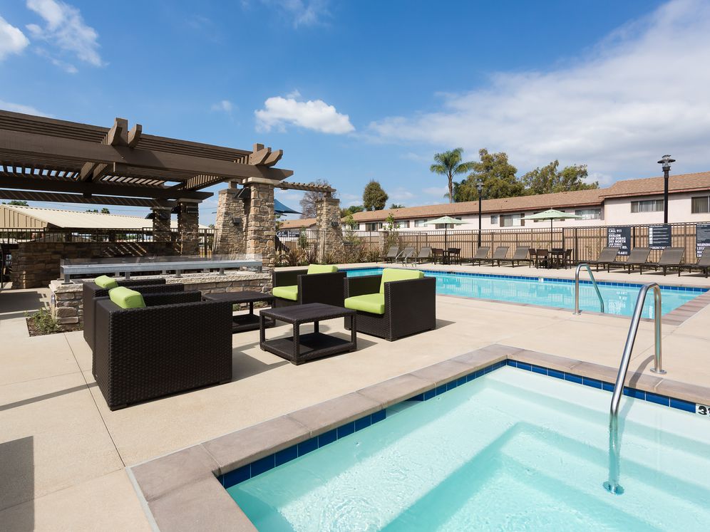 Avalon San Dimas Image 16