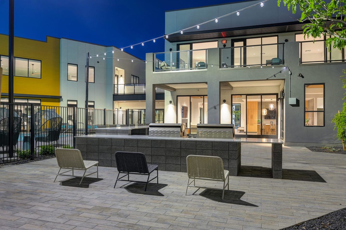 Halcyon Apartments Image 192