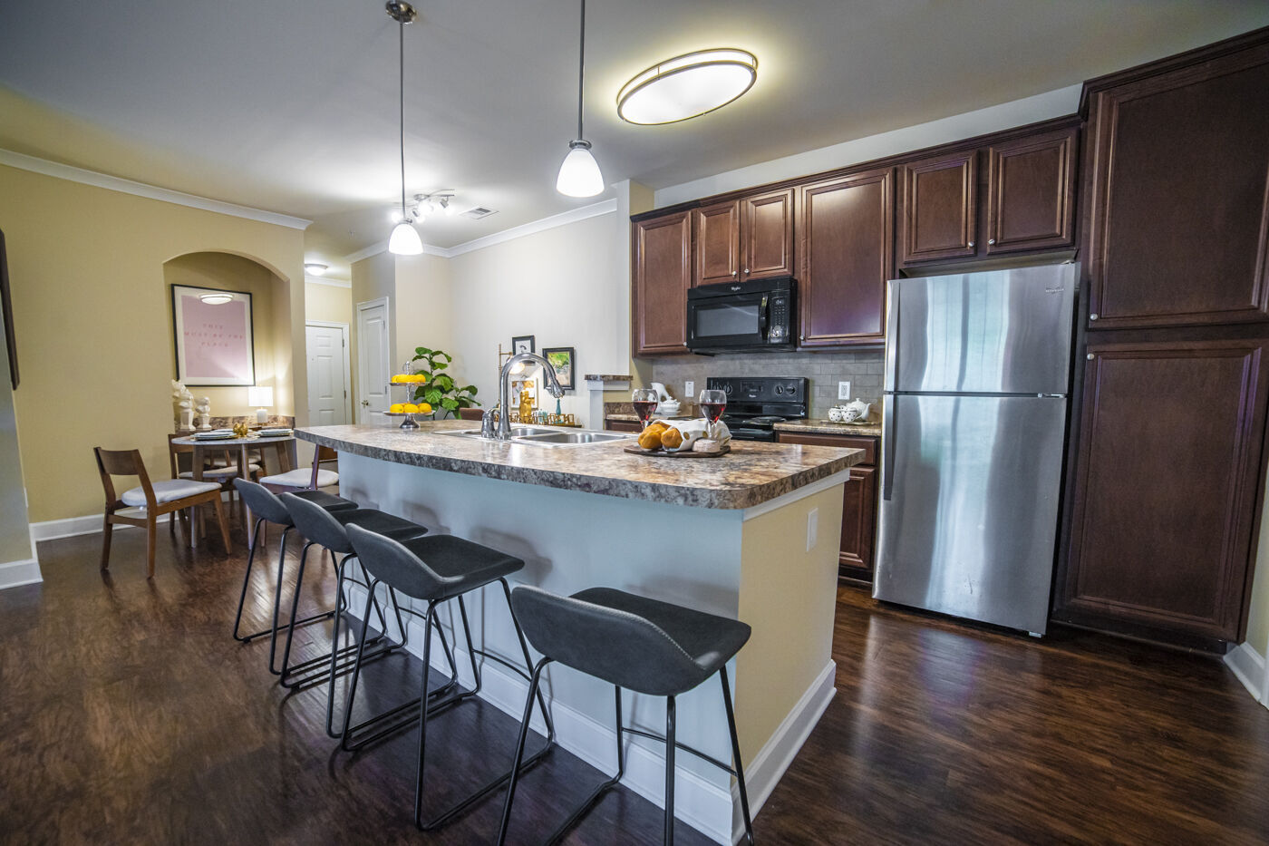 Avonlea Square Image 25