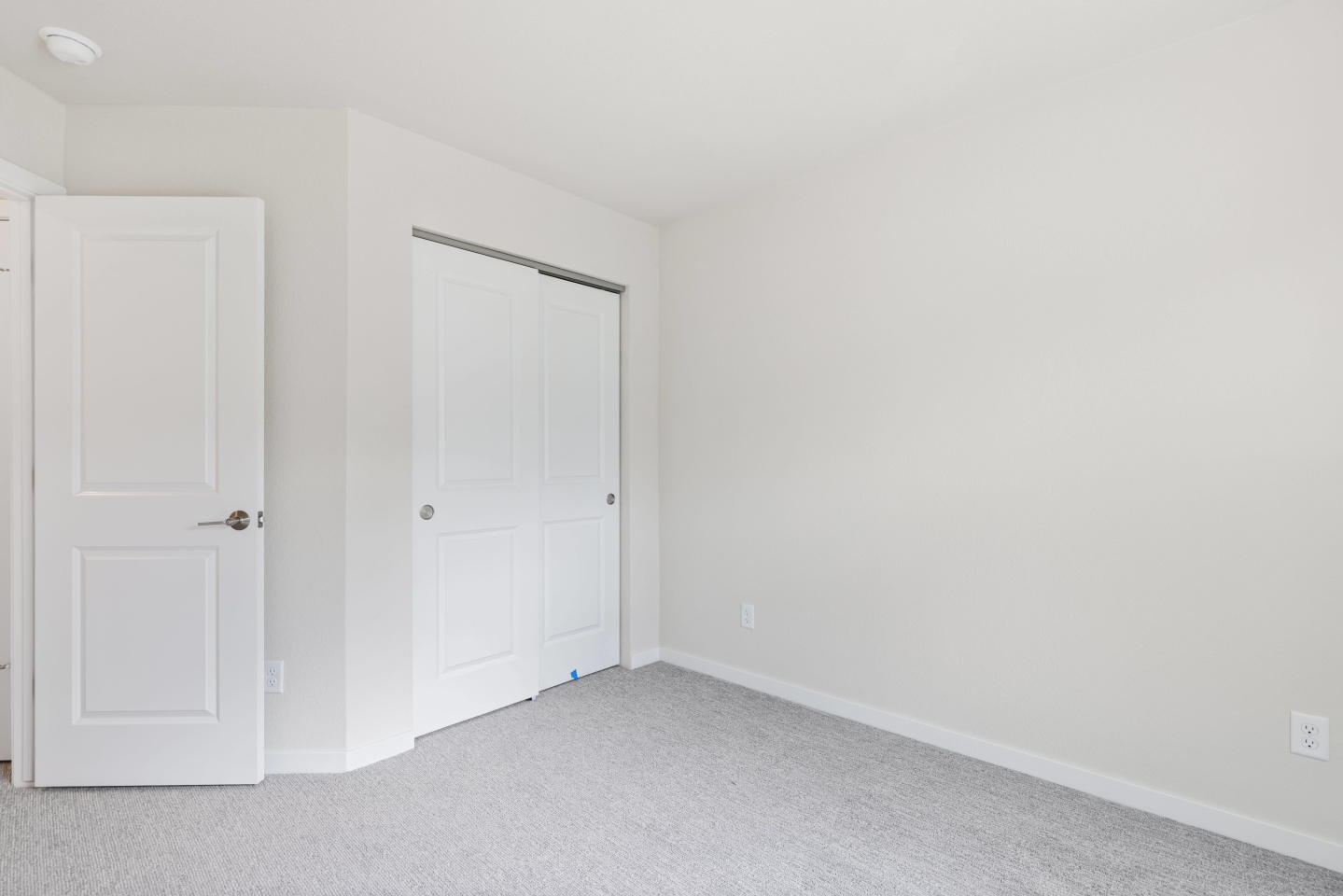 Pine Drive Townhomes Image 24