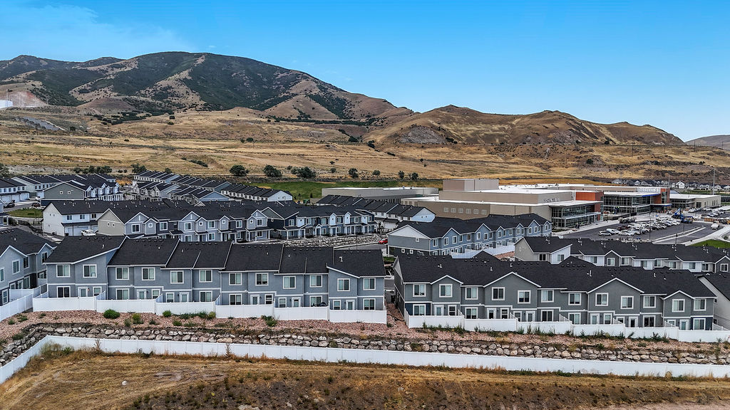 Little Valley Townhomes Image 5