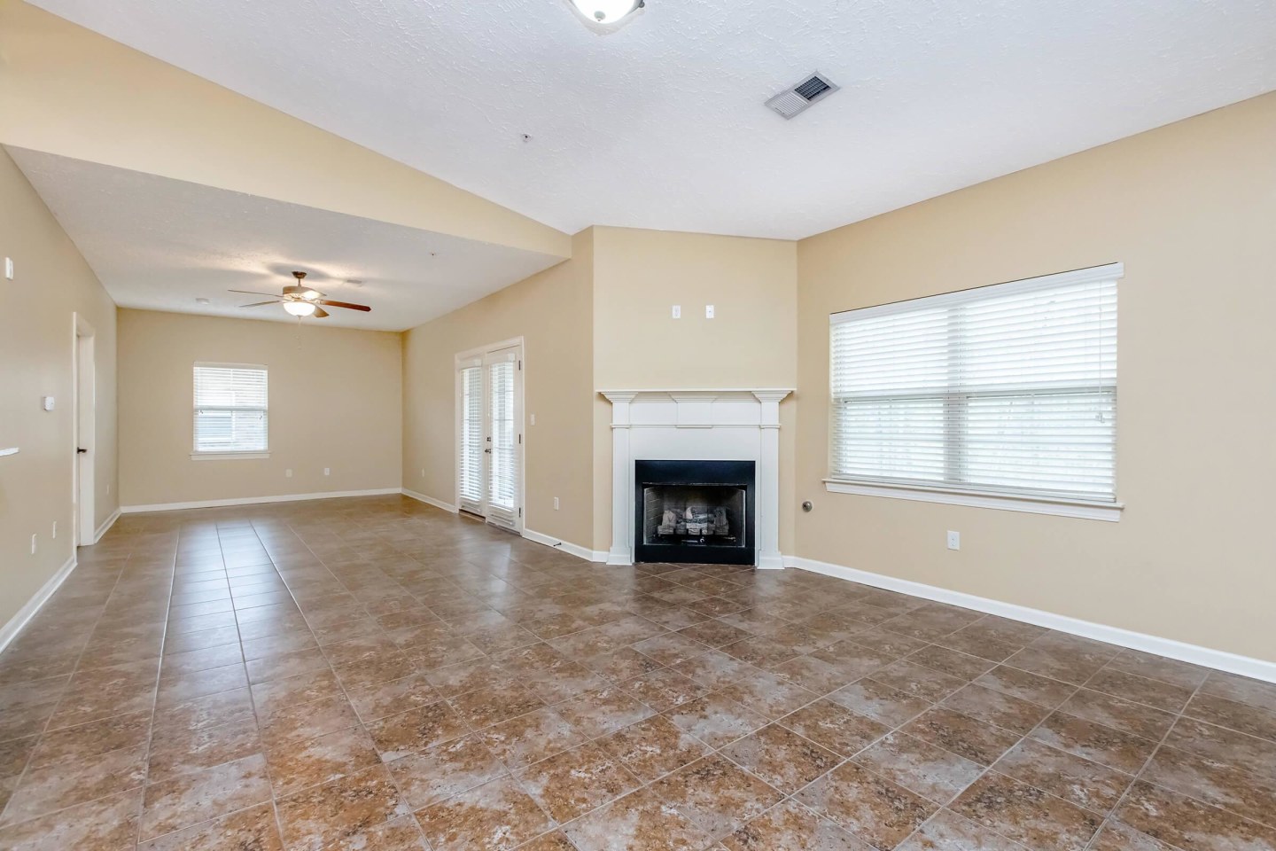 Stonewater Place Image 34