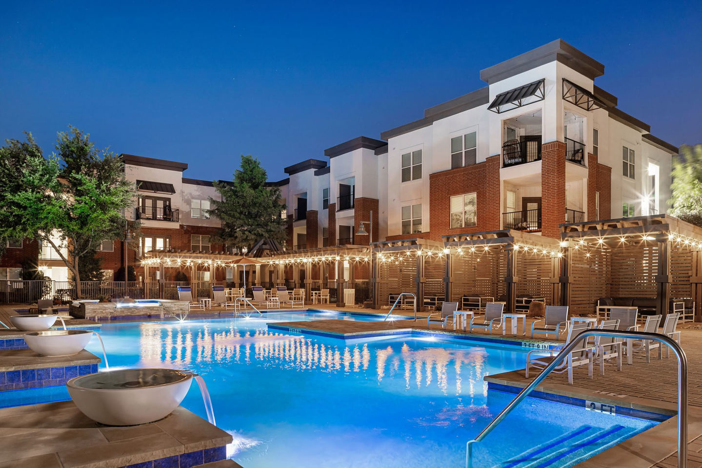 Bell Gateway Village Image 13