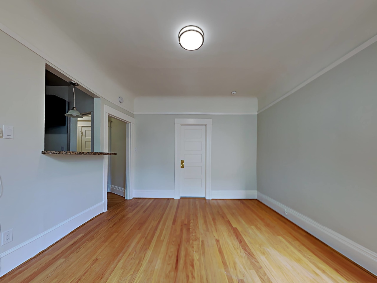 1565 Washington Street Image 3