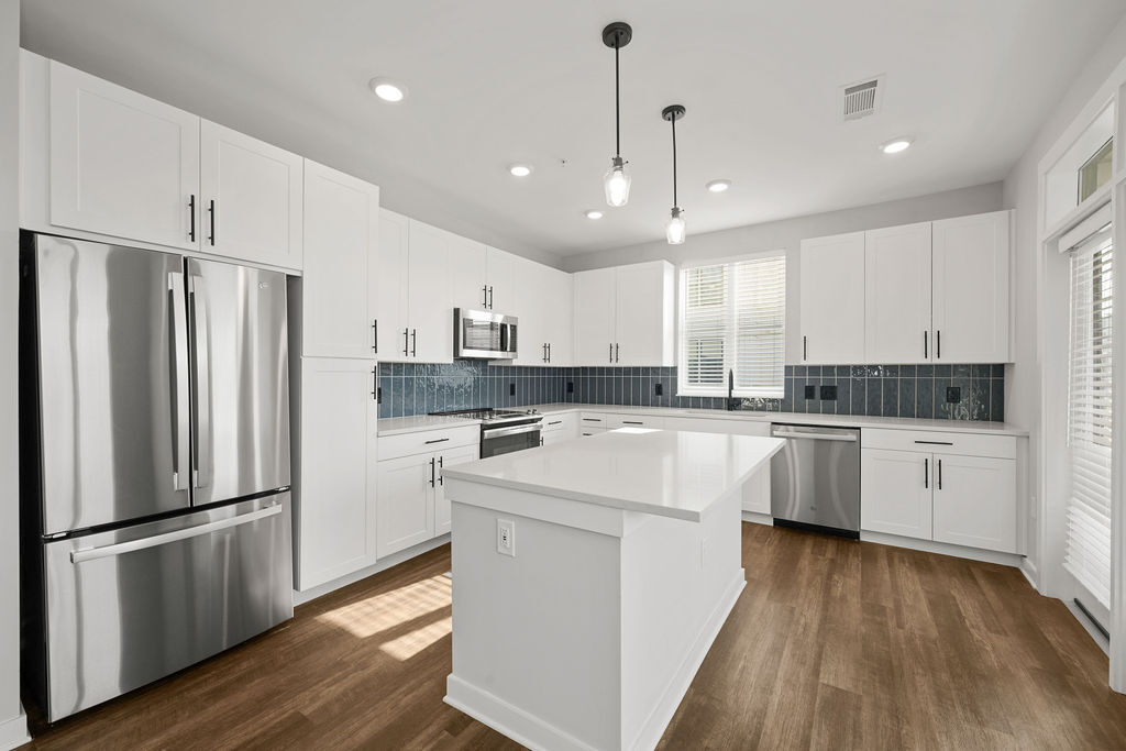 704 at the Quarter Image 18