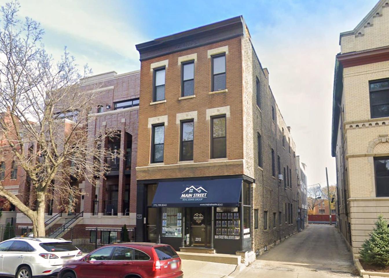 2315 N Southport Ave Image 3