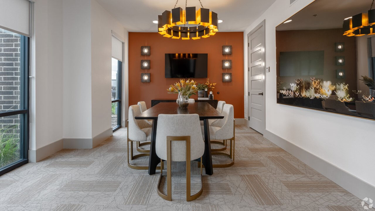 Aspire Del Valle Image 8