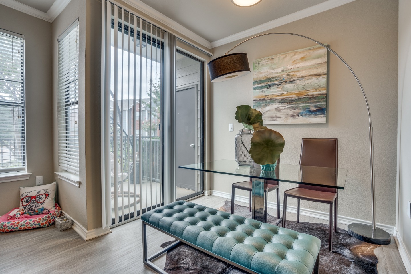 2803 Riverside Image 14