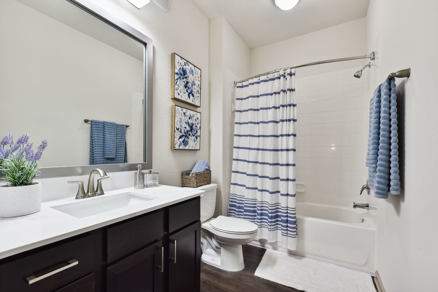 Gran Bay Apartment Homes Image 18