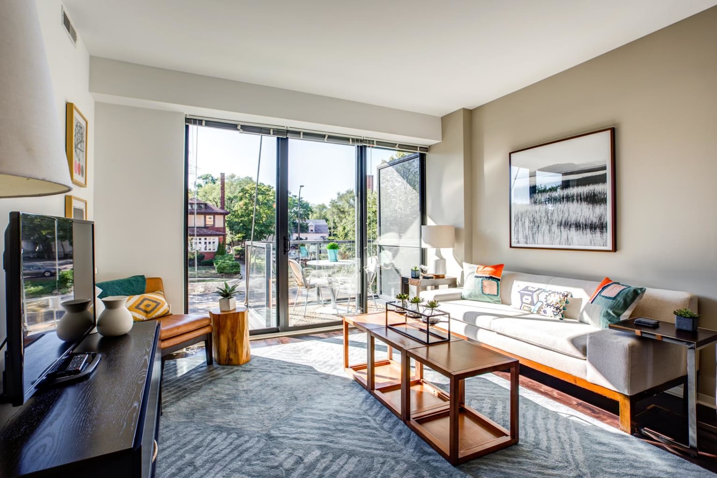 1717 Evanston Image 16