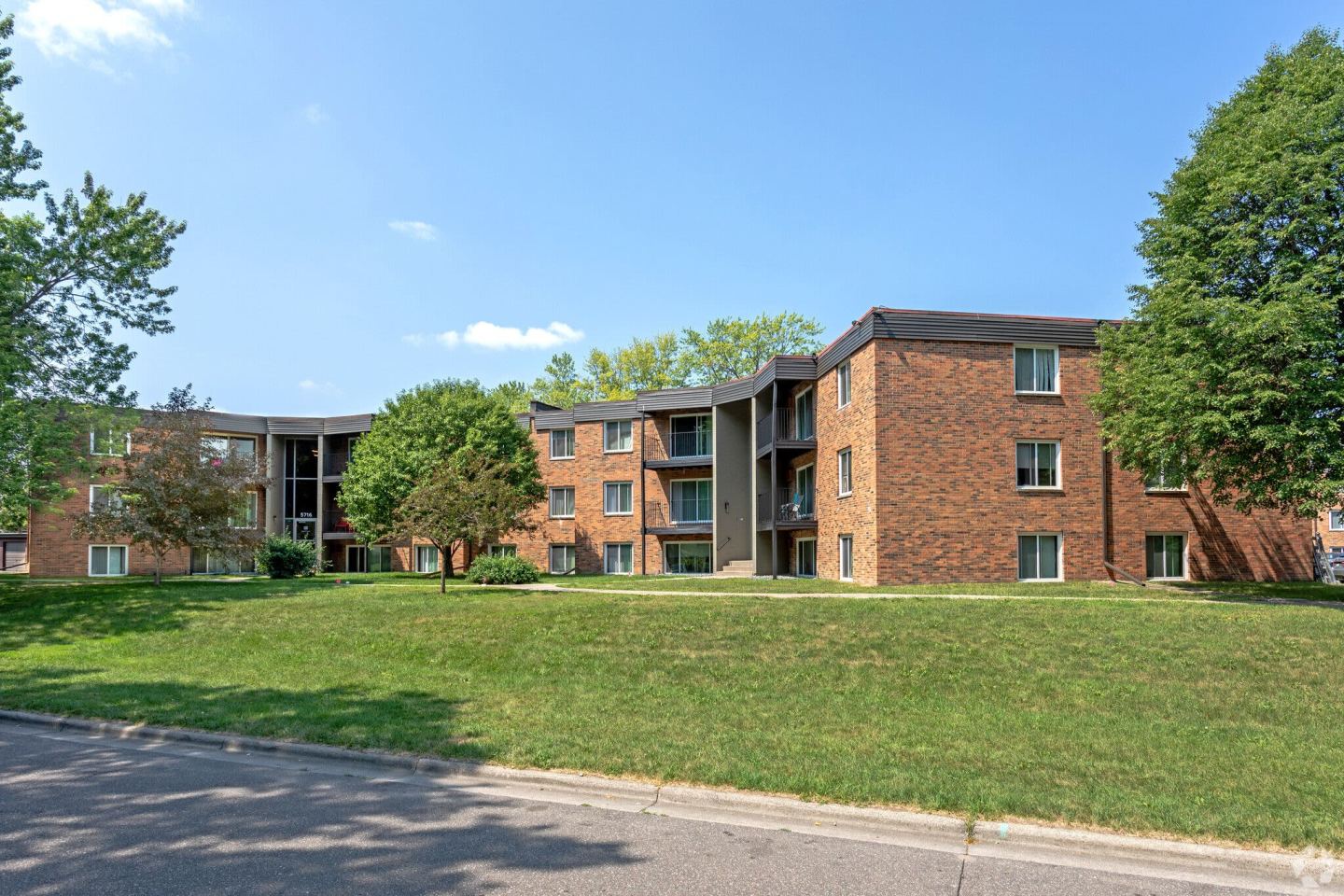 The Birchway Apartments Image 27