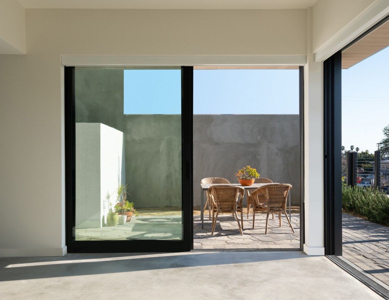 810 Ashland Image 16
