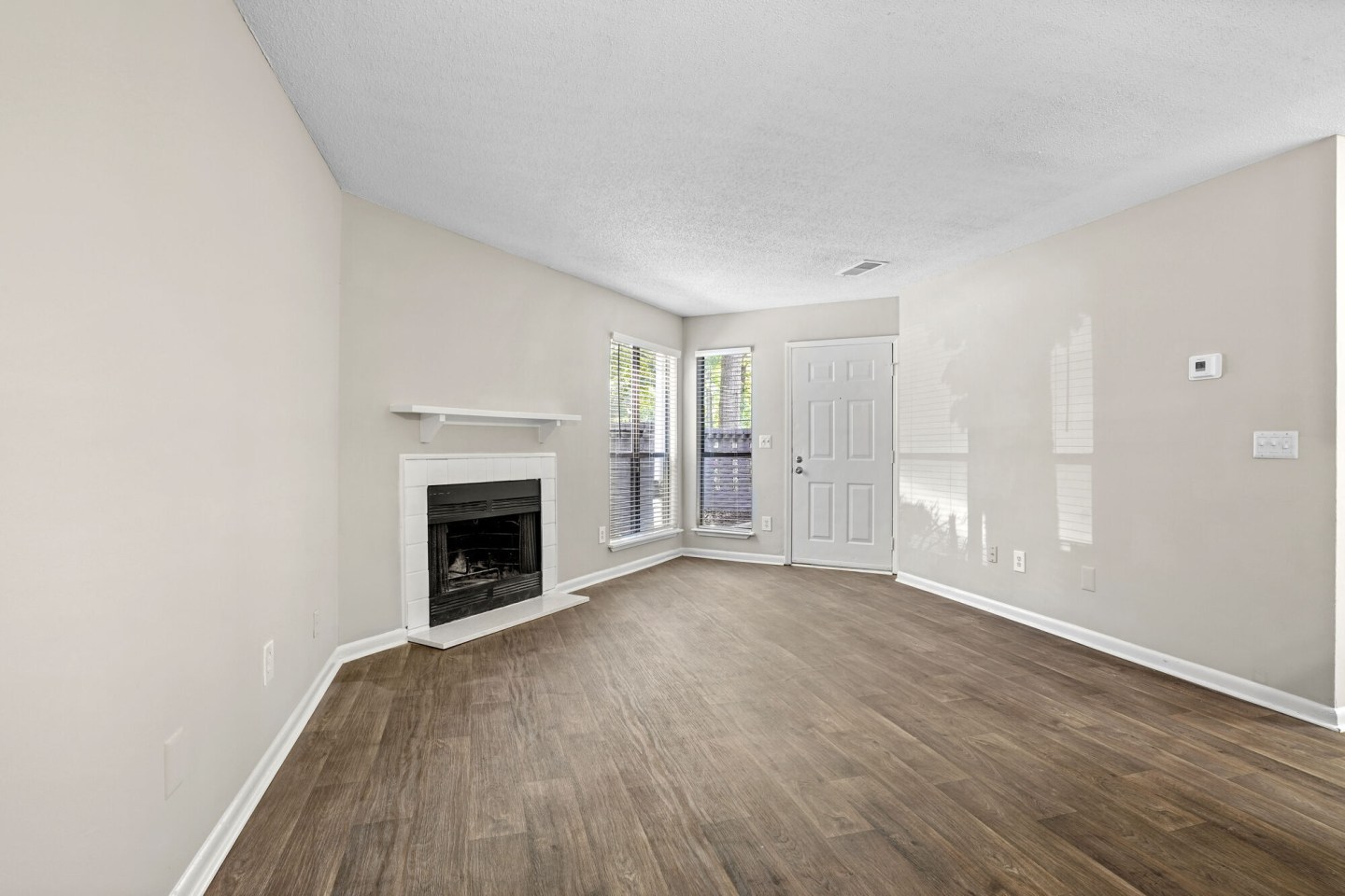 Ellevate North Charleston Image 6