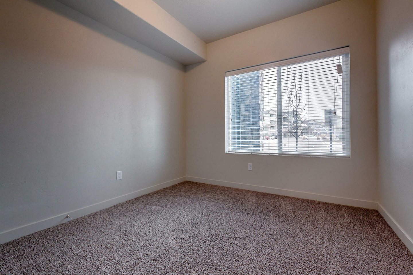 Kensington Apartments Image 30