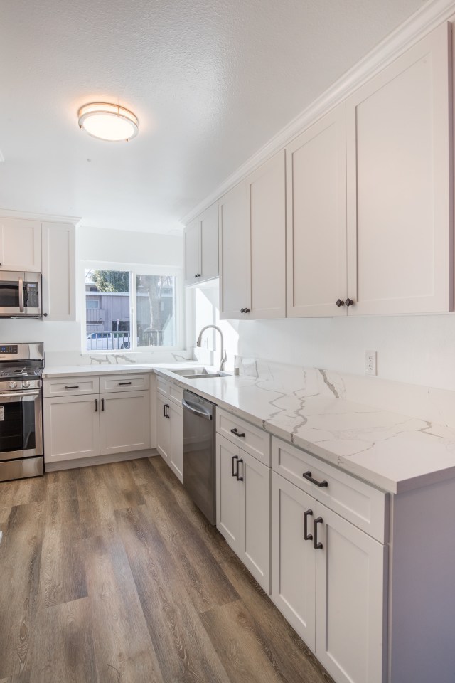 Moorpark Apartments Image 14