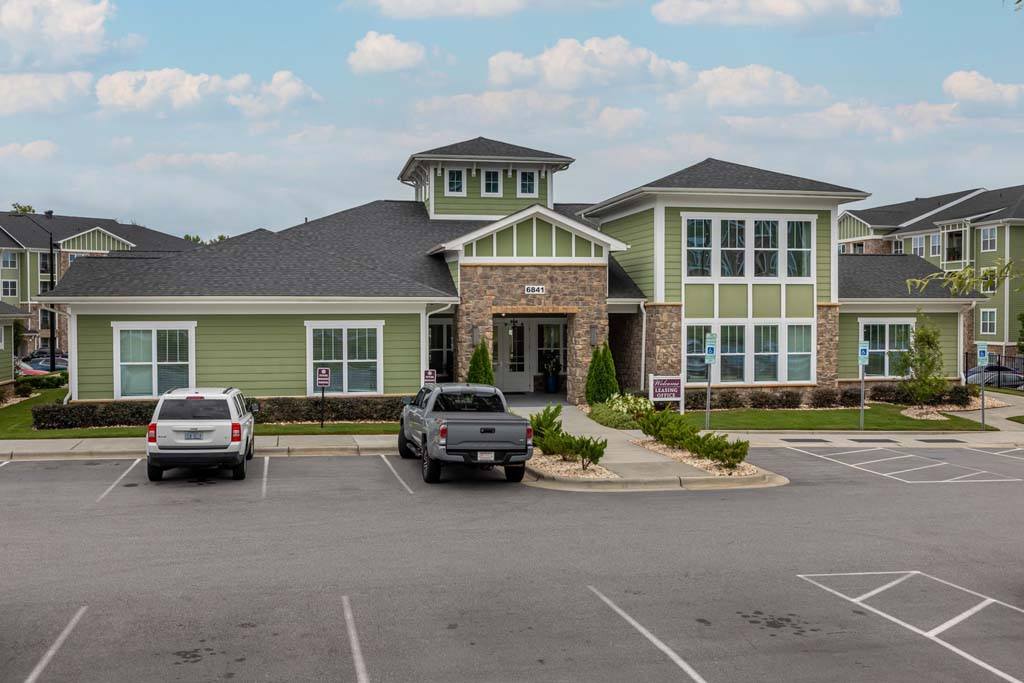 Affordable Housing - Luxury Apartments at Foxwood Image 33