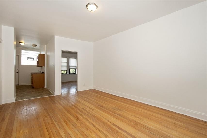 8259 S Elizabeth St Image 2