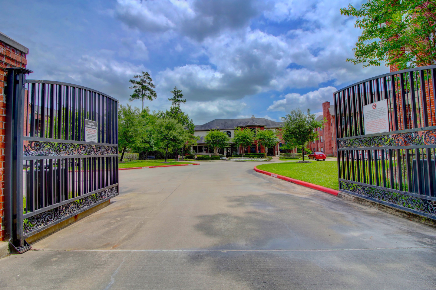 The Park at Research Forest Apartments Image 9