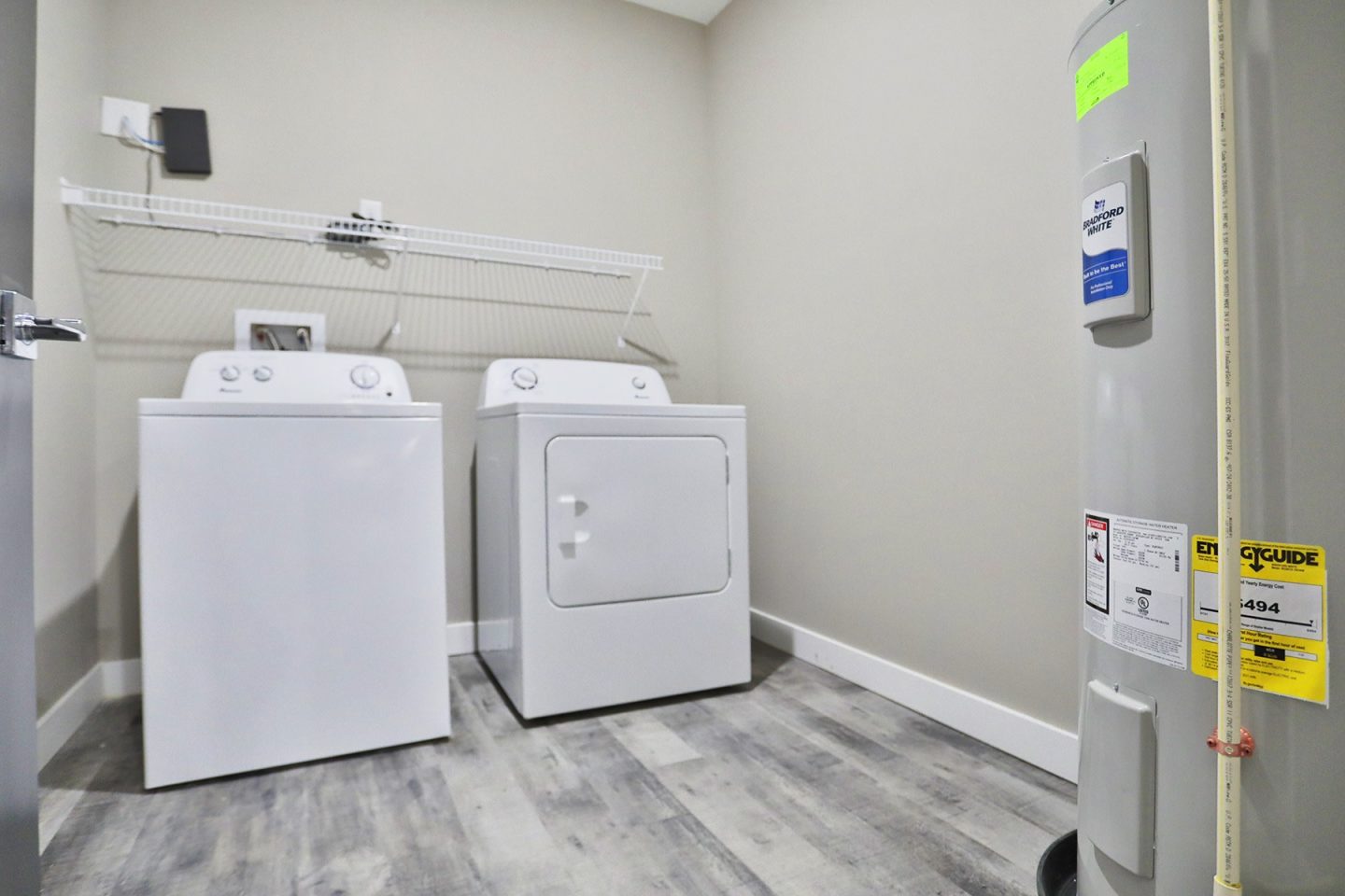 Altair Apartments Image 15