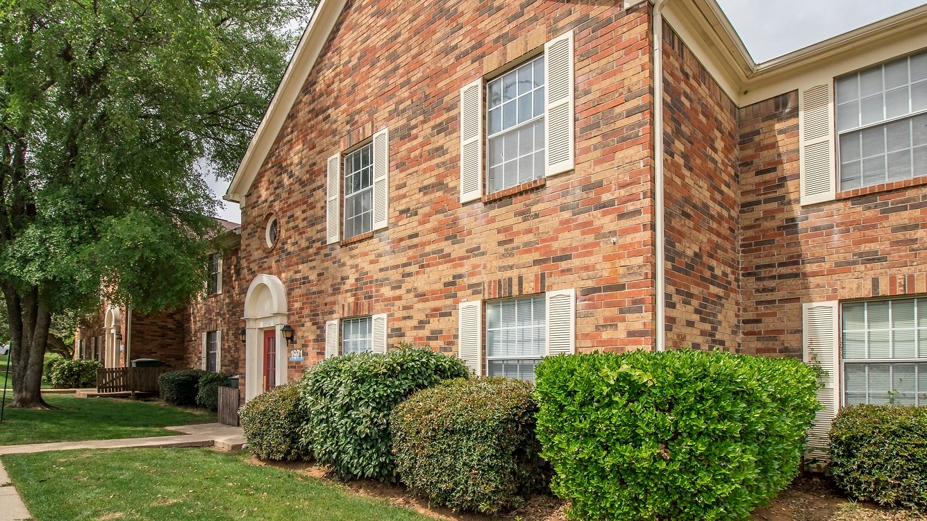 WatersEdge Denton Apartments Image 35