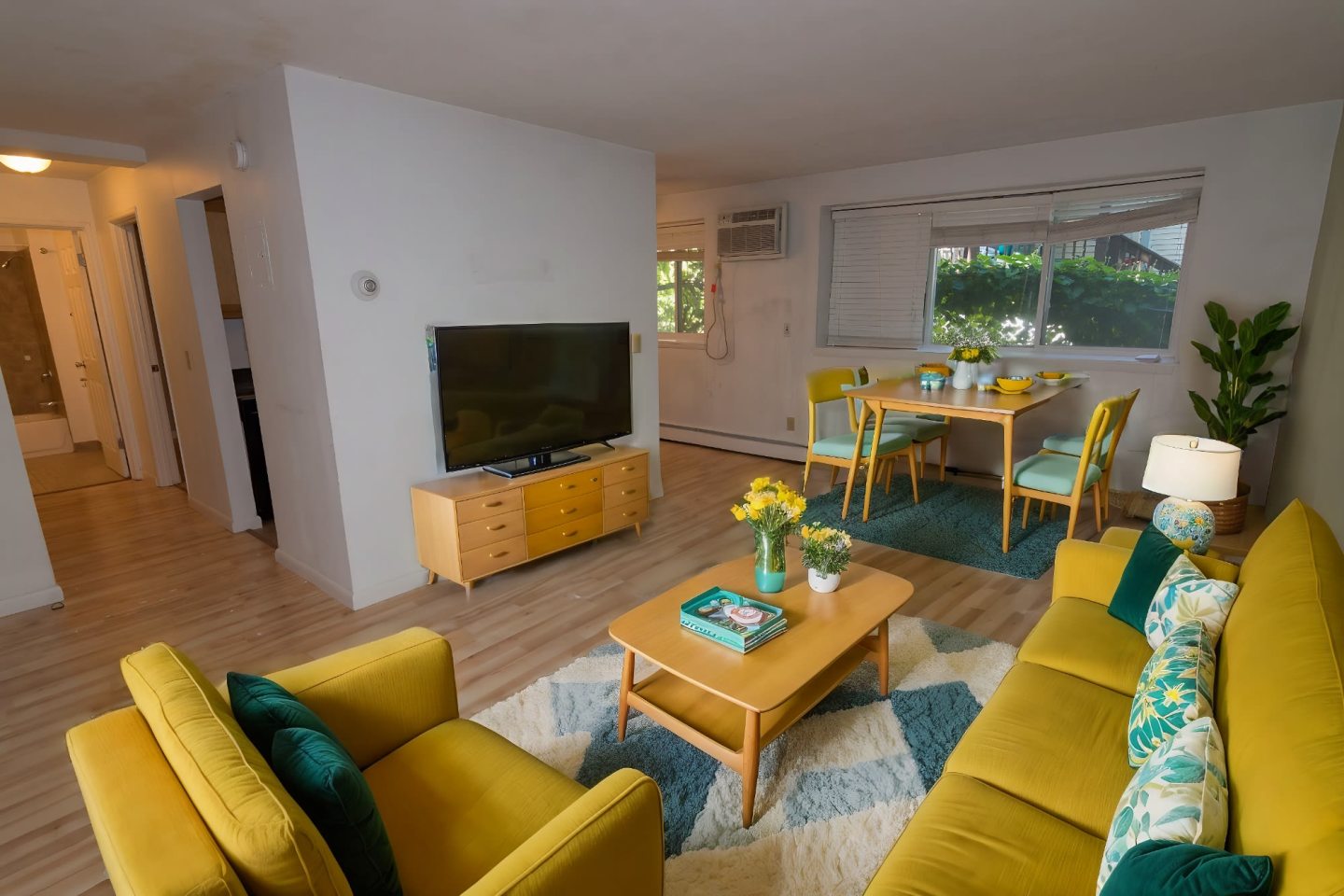 2731 Pillsbury Image 3