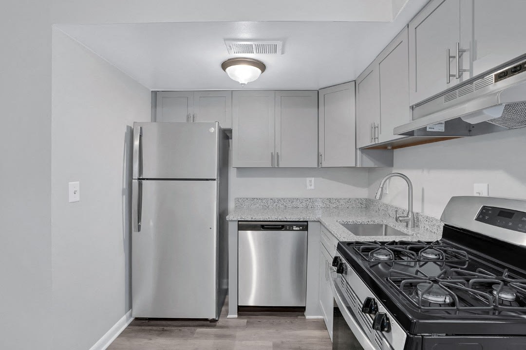 Riverstone Townhomes Image 1