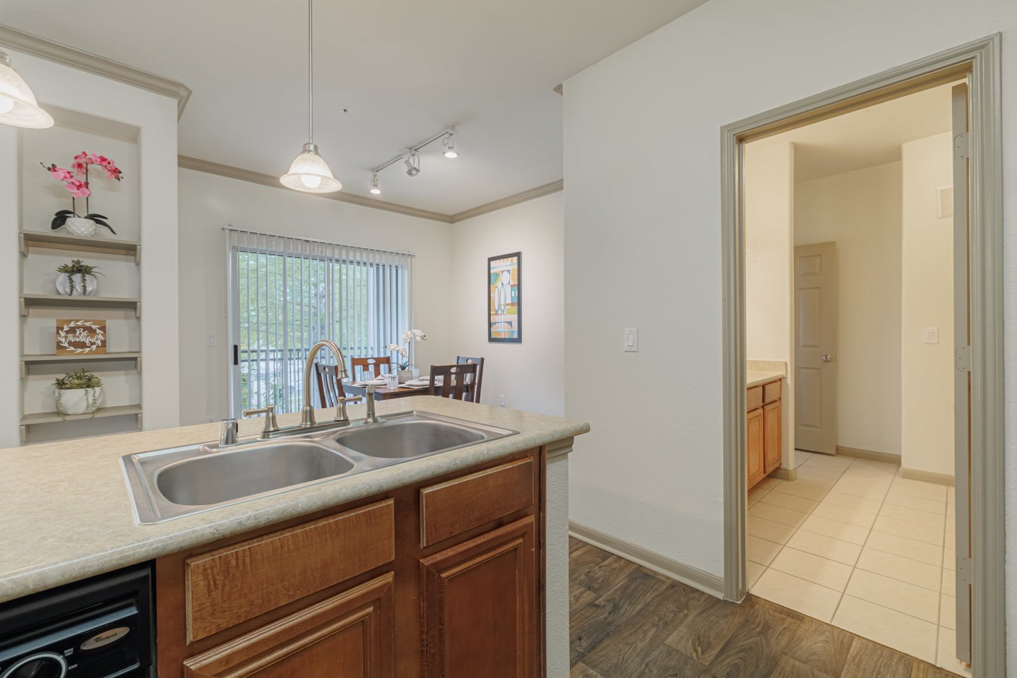 The Retreat at Stafford Apartments Image 9