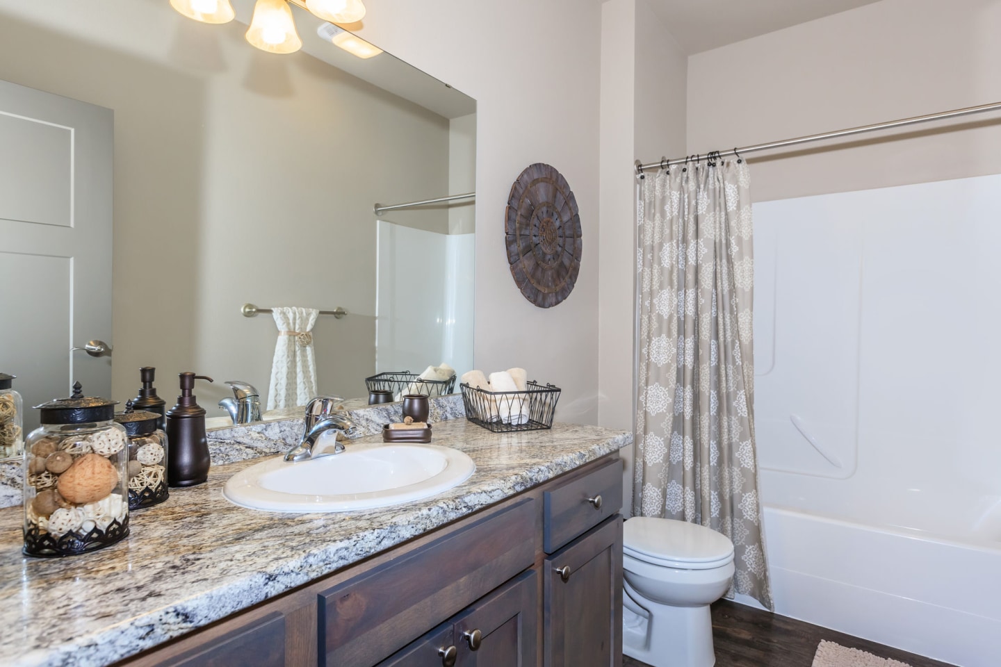 InterUrban Apartment Homes Image 10