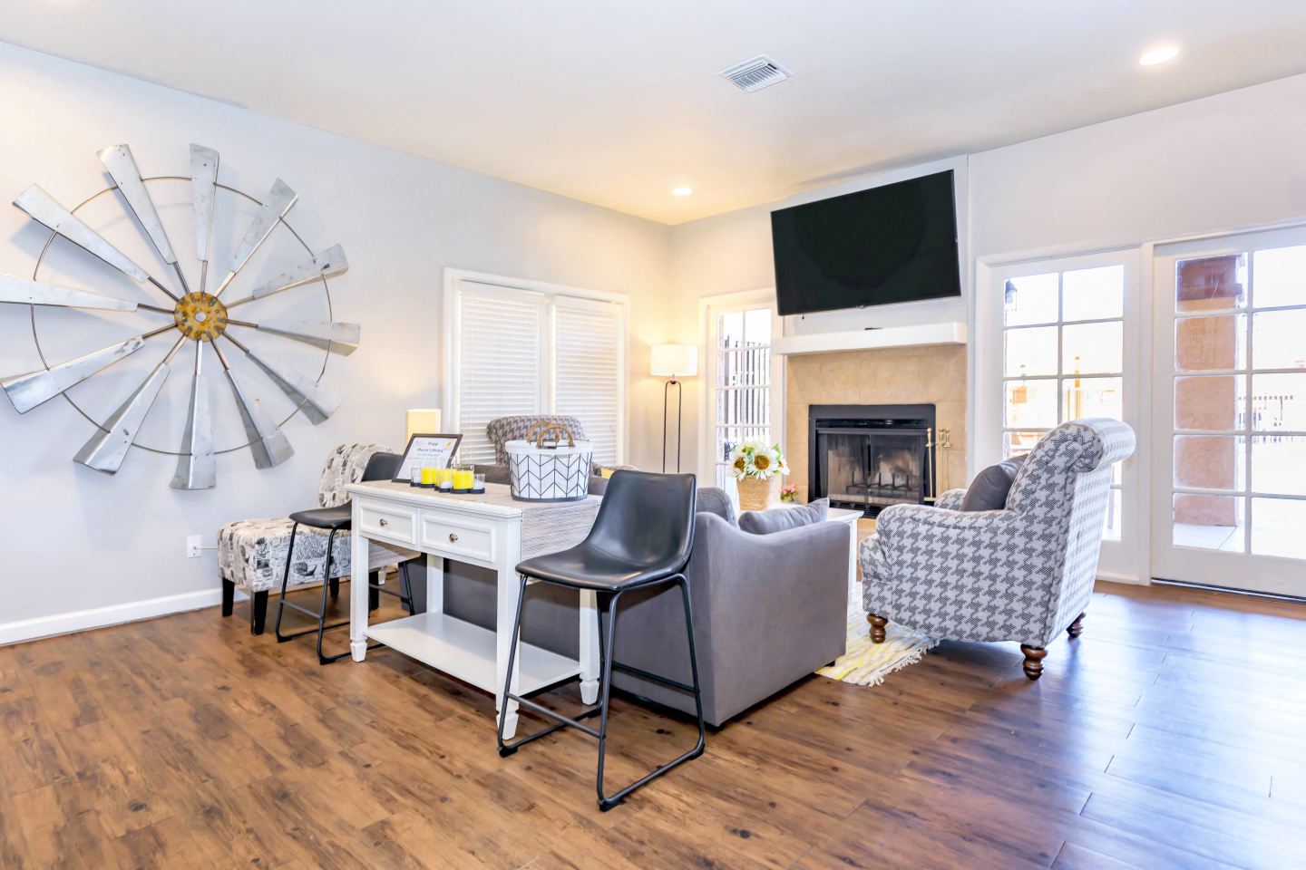 Westcourt Village Image 23