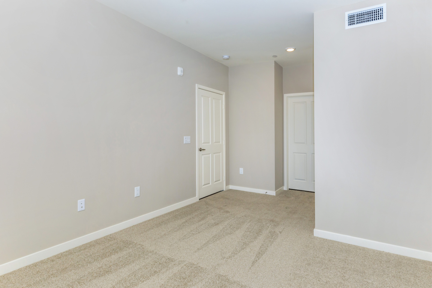 Los Alamitos Luxury Apartments Image 68