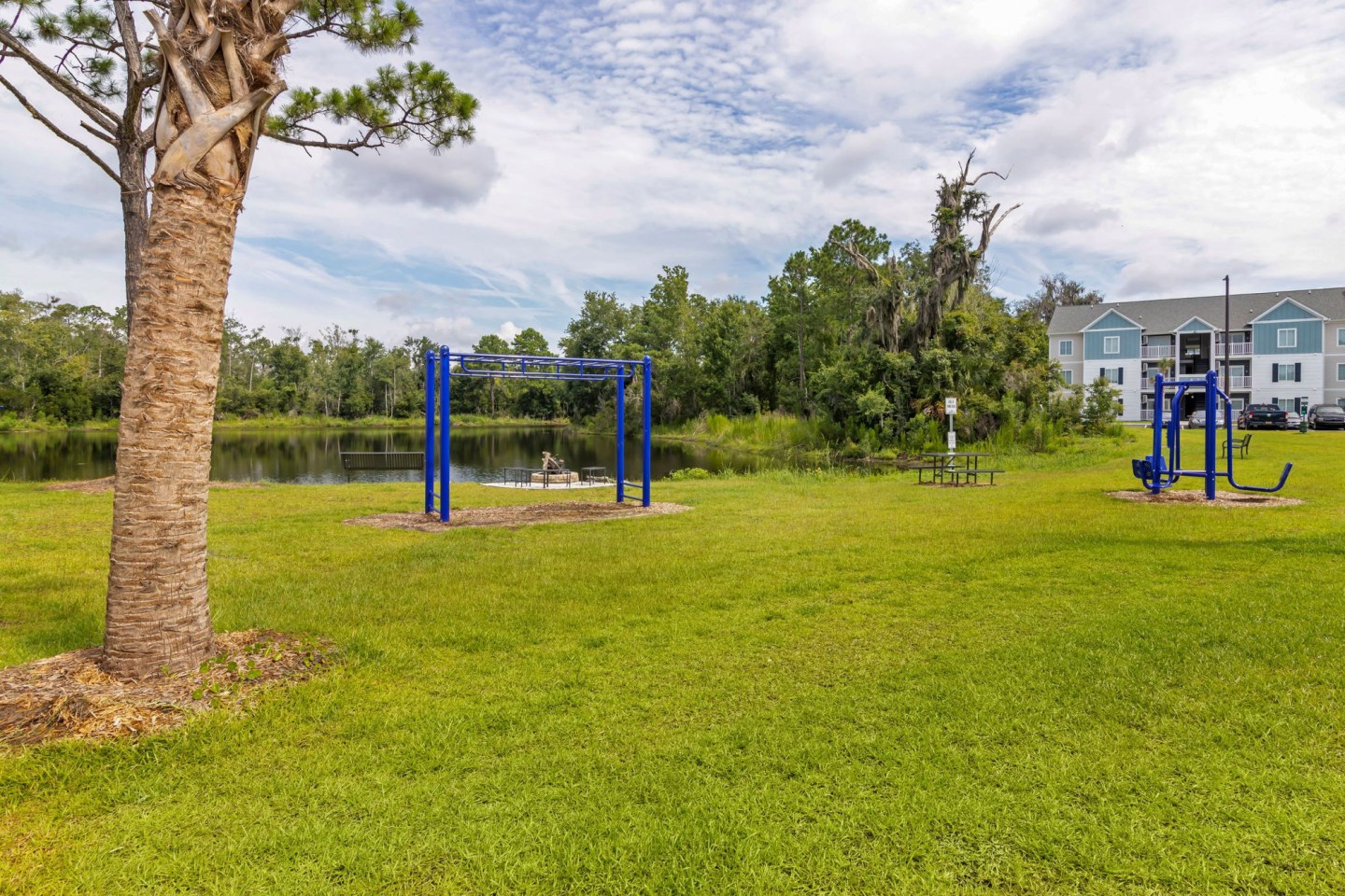 Pointe Grand Apartment Homes Image 7