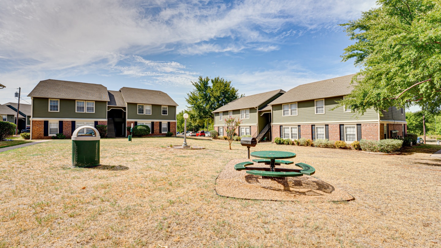 Arbors of Cleburne Image 25