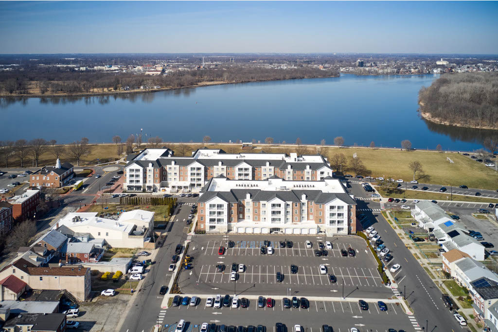 Pearl Pointe Apartments Image 17