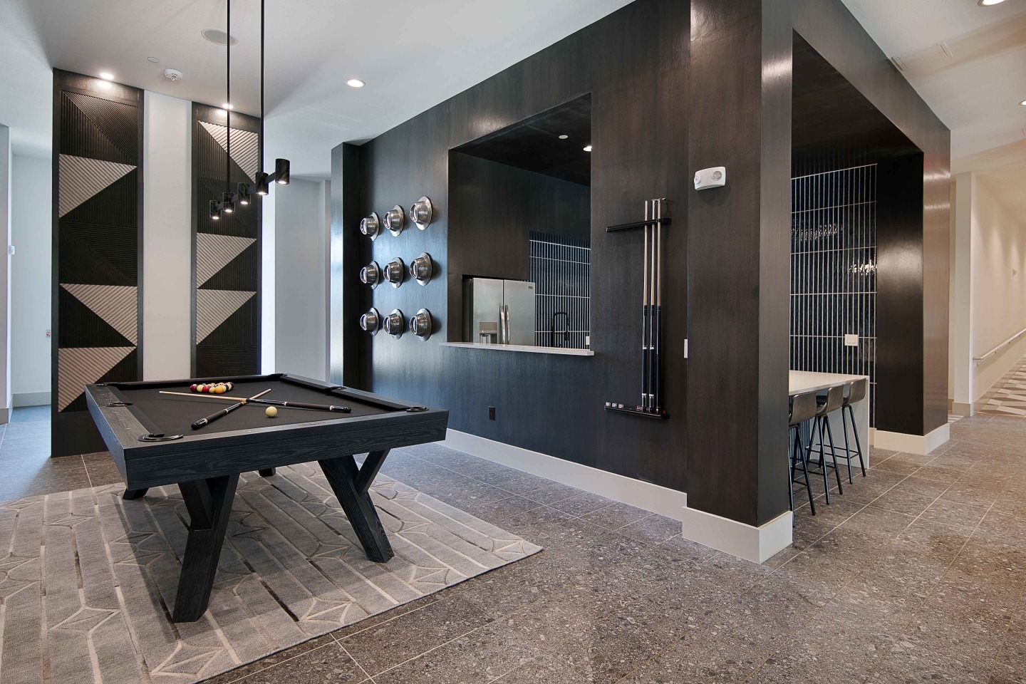 Sagemont Luxury Living Image 32