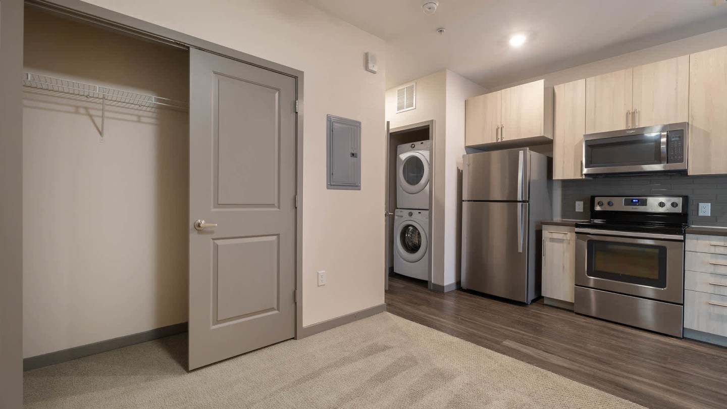 The Den Apartments Image 8