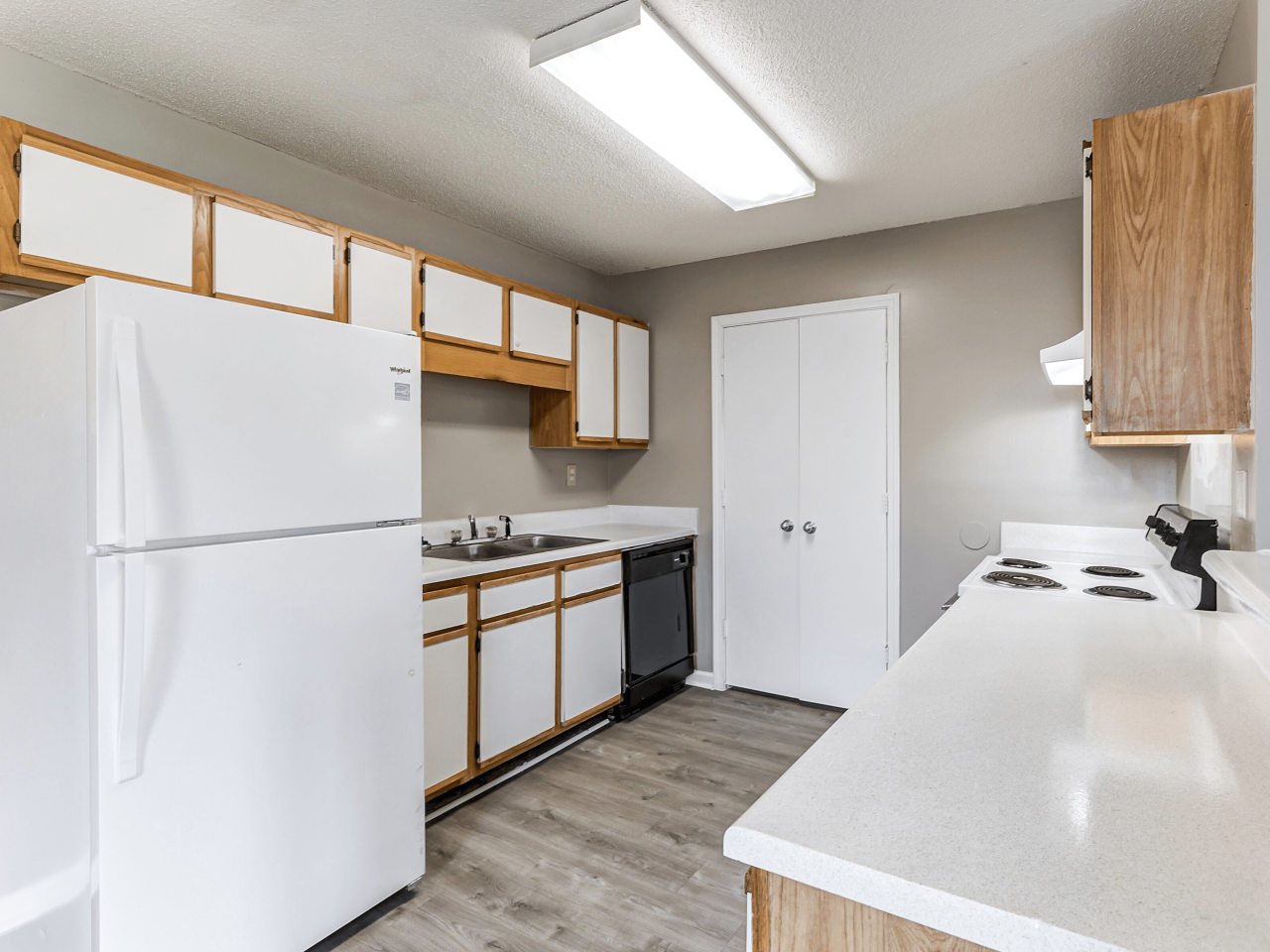 Waverly Apartments Image 22
