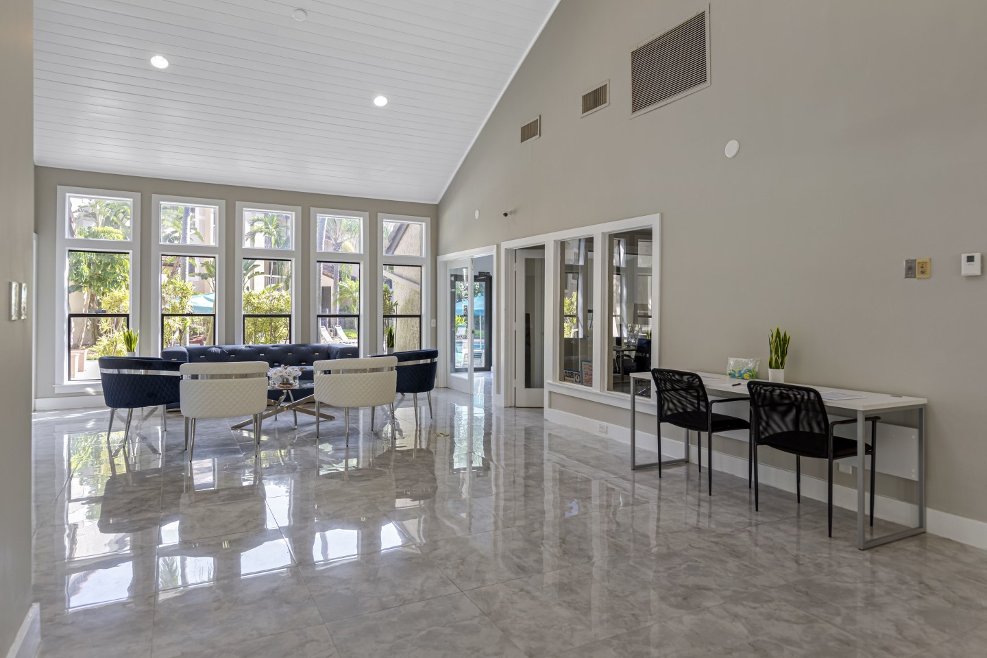 Palm Aire Gardens Image 5