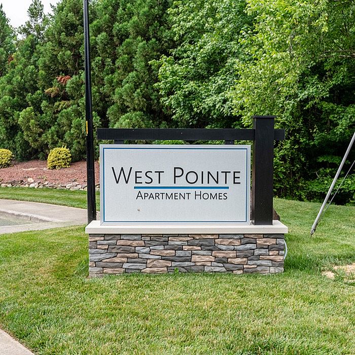 West Pointe Apartment Homes Image 12