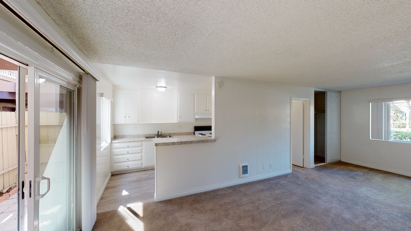 Huntington Cove Image 12