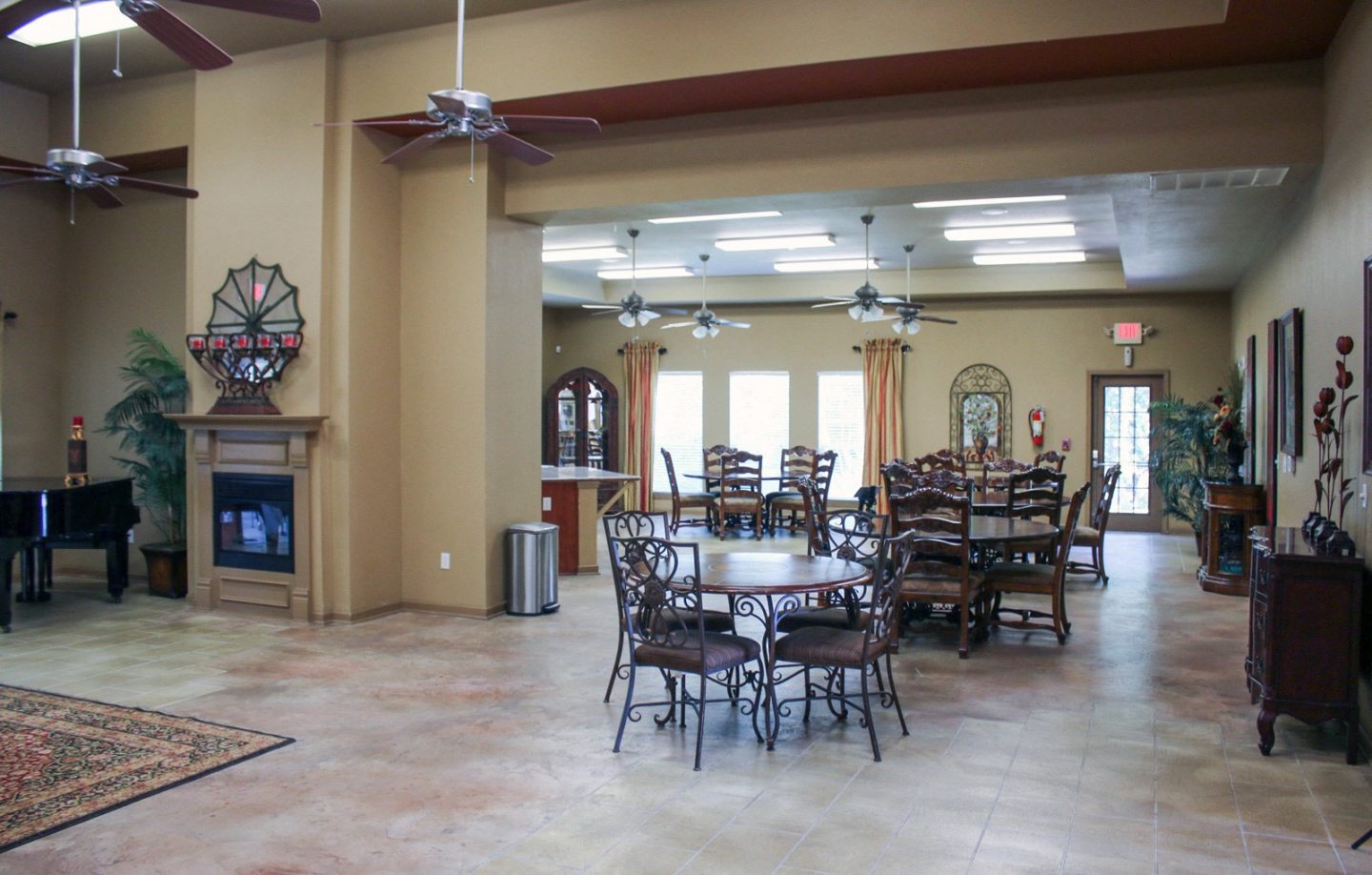 Cobblestone Manor - Senior Housing Image 7