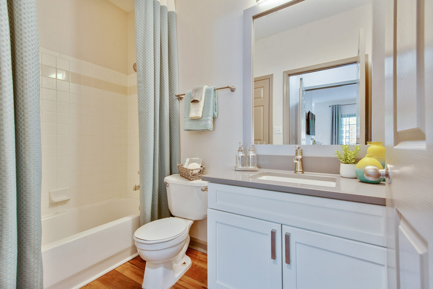 Vantage at Wildewood Apartment Homes Image 11