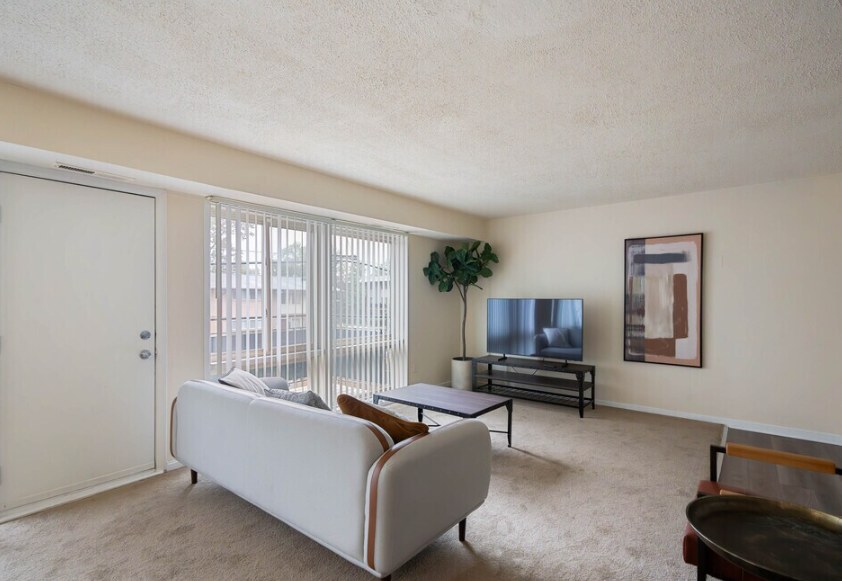 The Courts of Camp Springs Image 5