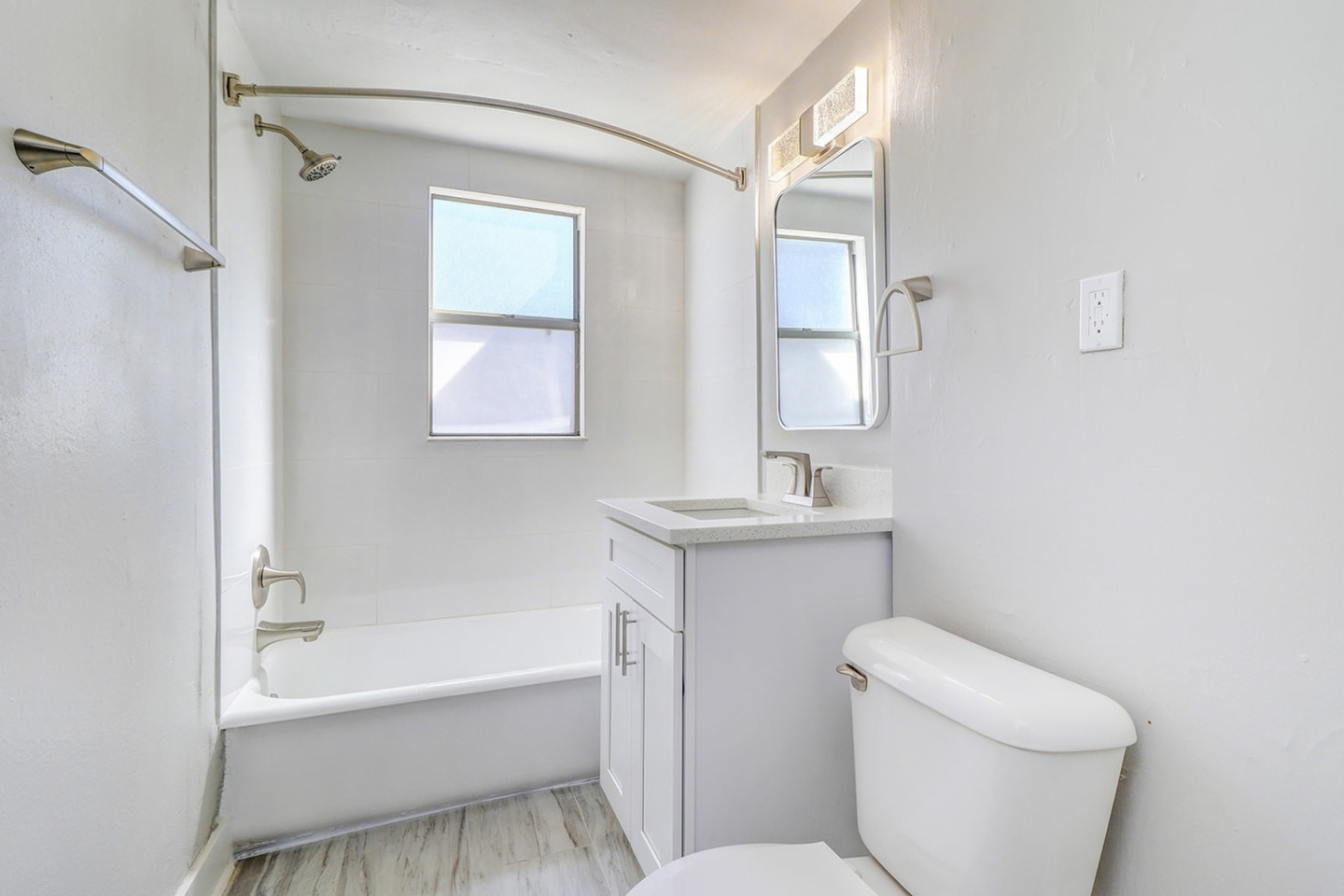 The Hyde Park Collection Image 1