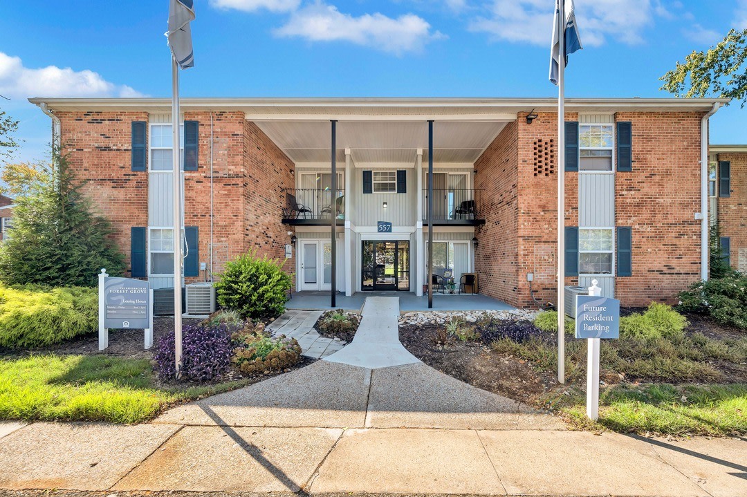 The Residences at Forest Grove Image 16