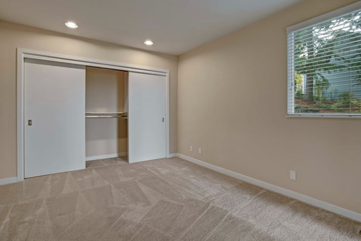 The Carillon Apartment Residences Image 56