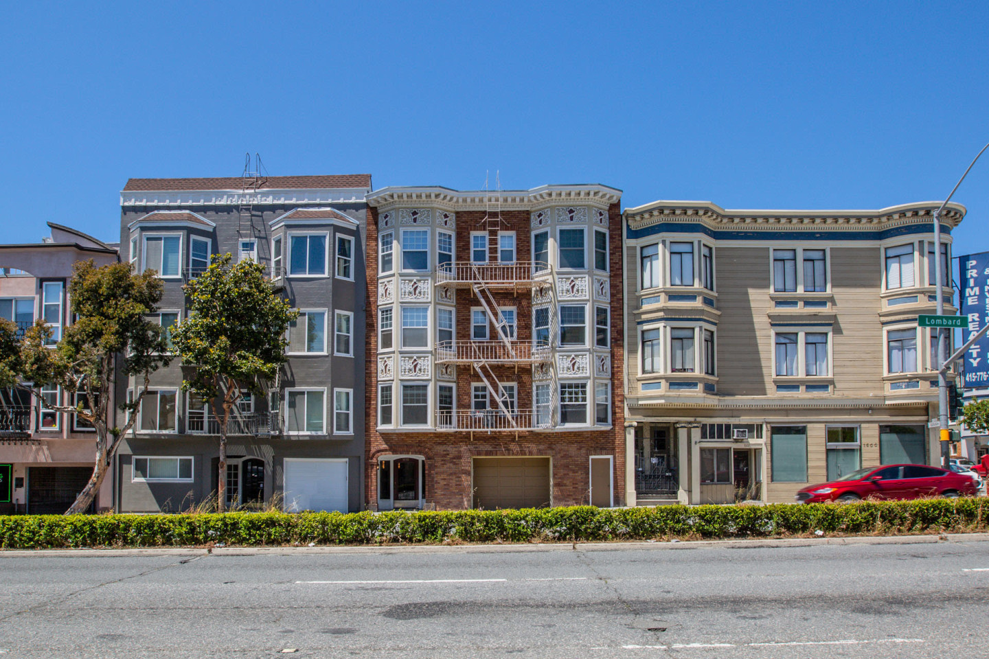 1610 LOMBARD Street Image 14