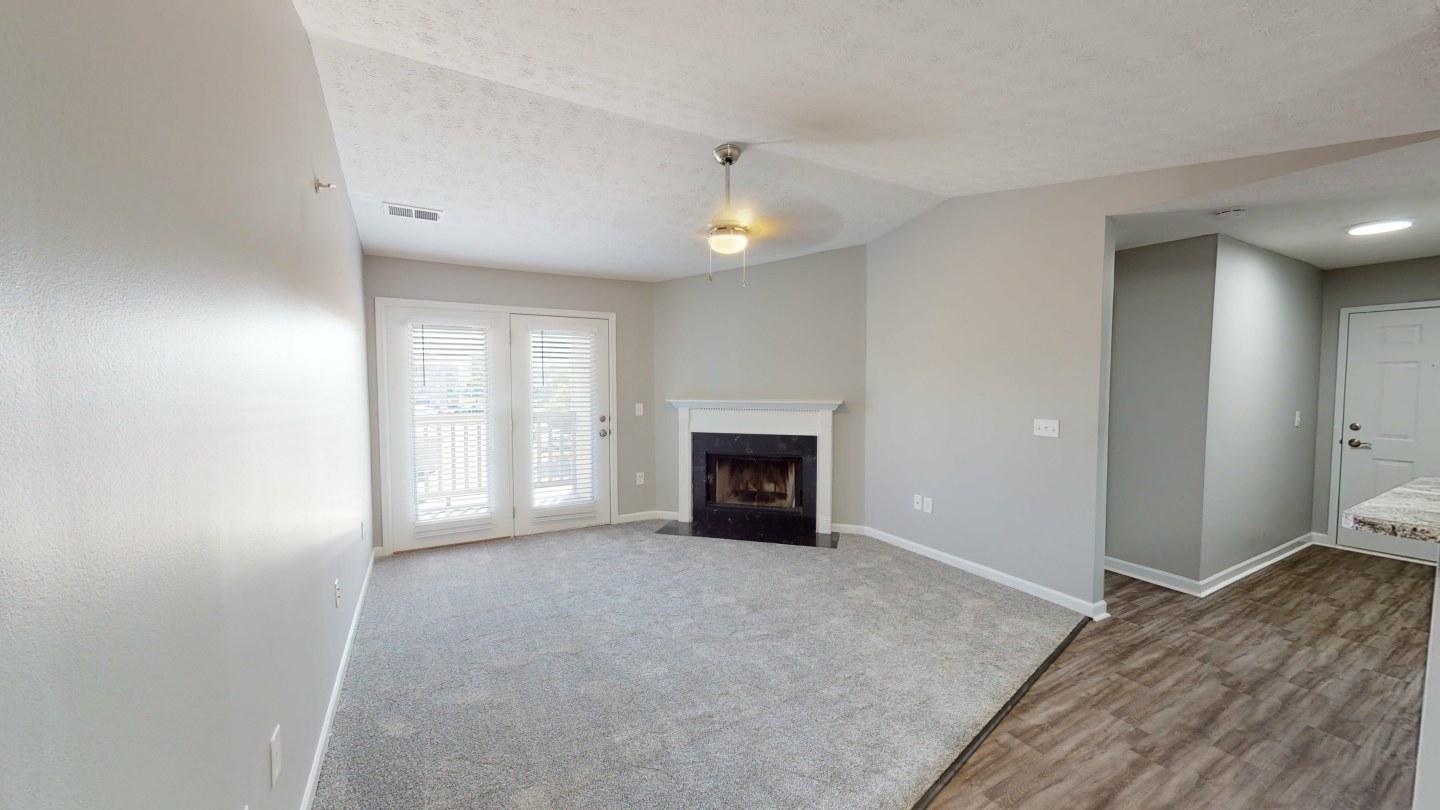 Burlington Oaks Image 12