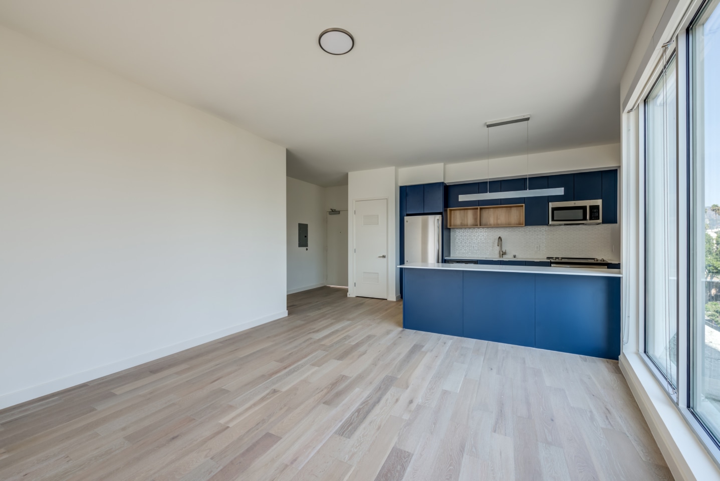 Junction 4121 Image 6